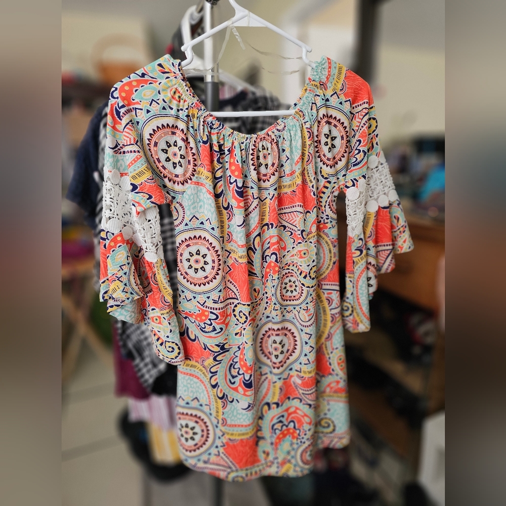 Boho Pinwheel sleeve tunic